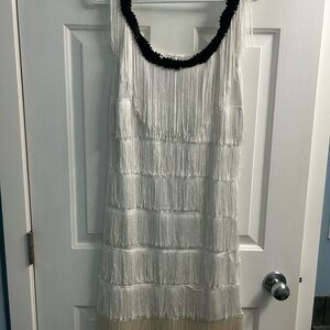Elegant White Fringe Dress - Flapper 20s